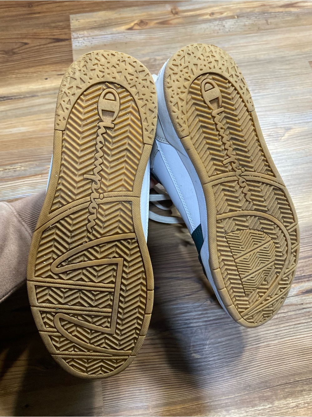 4/$16 Champion Arena Power HI V2 Men’s Shoes - Picture 9 of 10